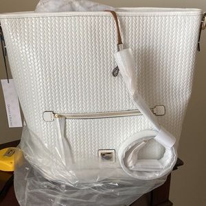 This is the white Dooney hobo wonderful spring bag